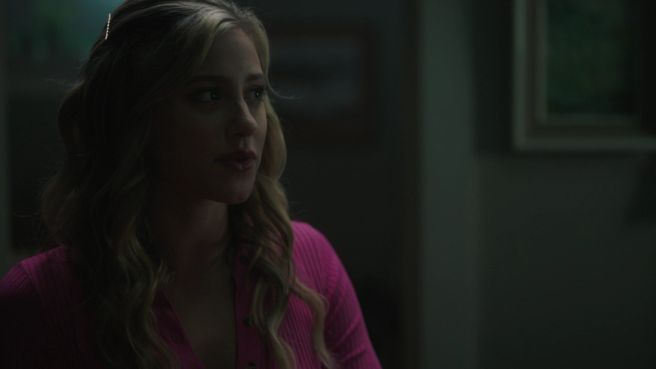 Riverdale.S06E01.Benvenuti.a.Rivervale.720p.WEBMux.ITA.ENG.x264-BlackBit[screenshot 8]