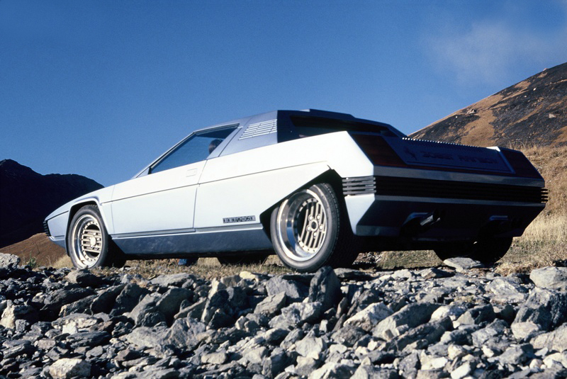 1976_Bertone_Ferrari_Rainbow_03