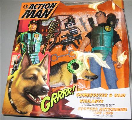Action Man urban figures, carded sets and vehicles. 05A5D3E3-4A56-436D-AF83-FE16477EA61B