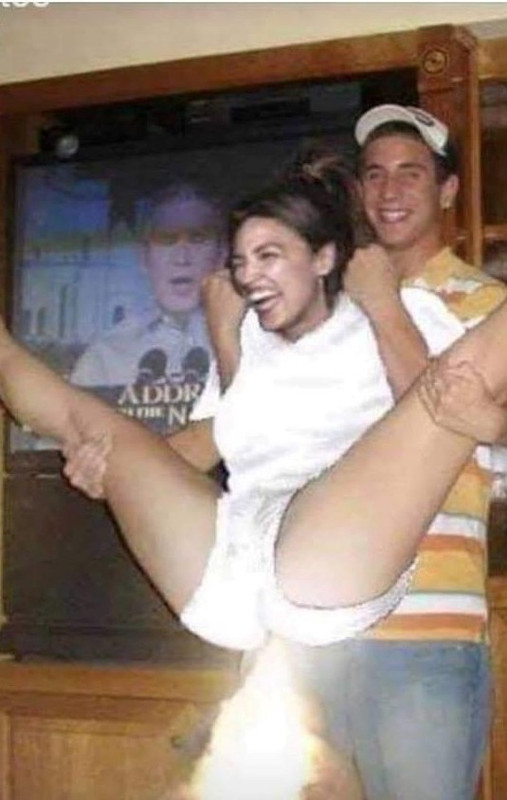 AOC-Fart2.jpg