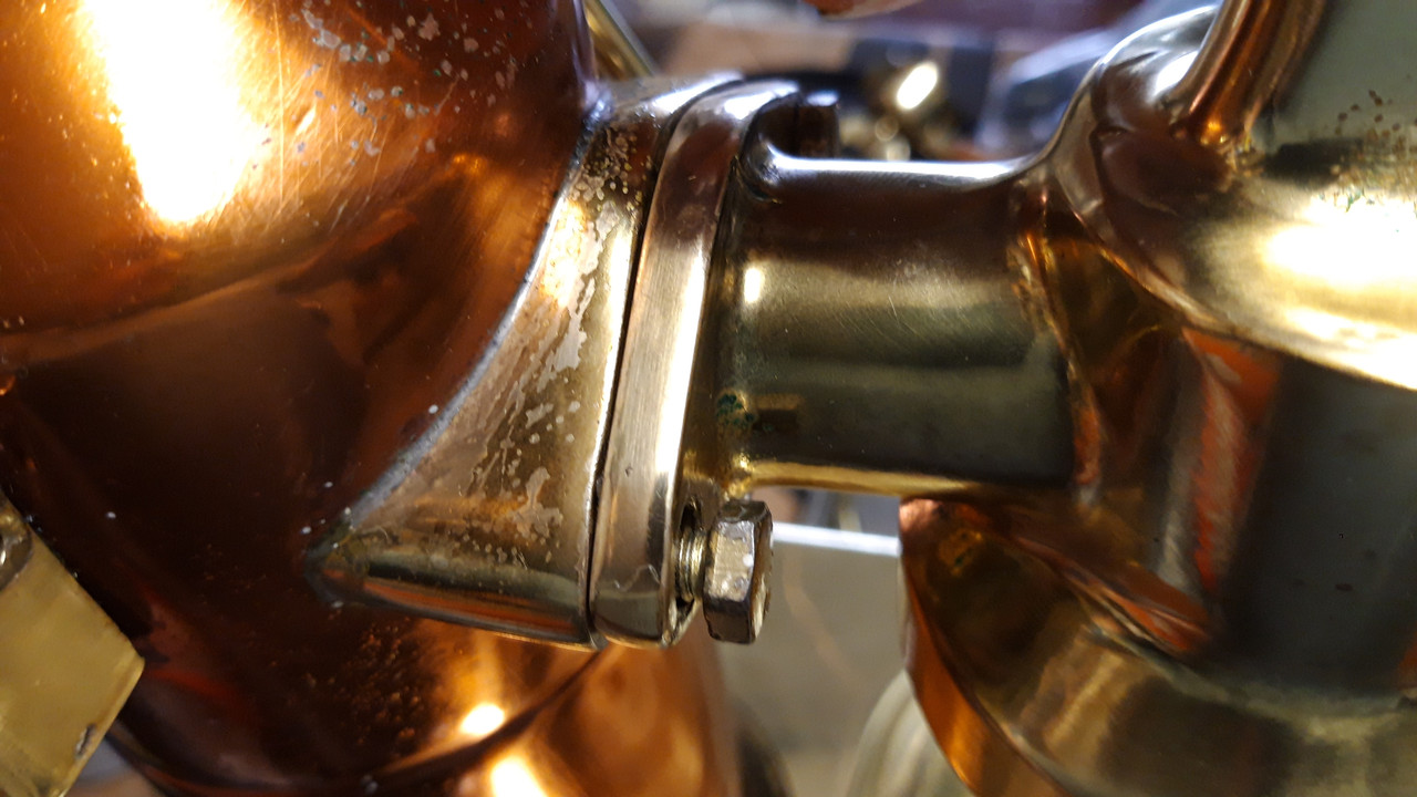 6579E639-60FD-44AD-9186-2B504A57D336