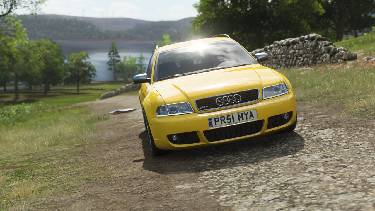 FH4-Audi-RS4-Avant-B5-6.png