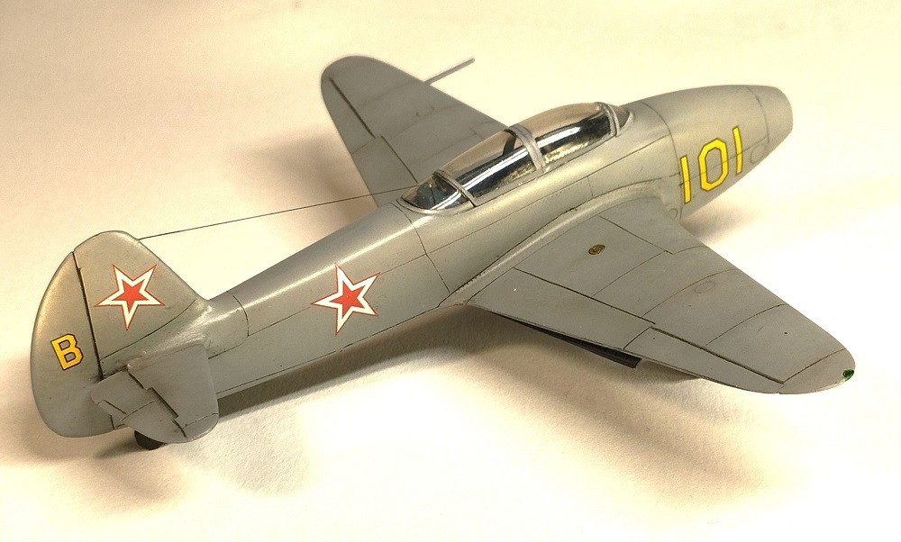  Як-21 Amodel 1/72 Sj-Wl-EMts-PM0