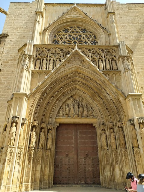 A Valencia con valentía - Blogs de España - Llegada y descubrimiento de la ciudad (13)