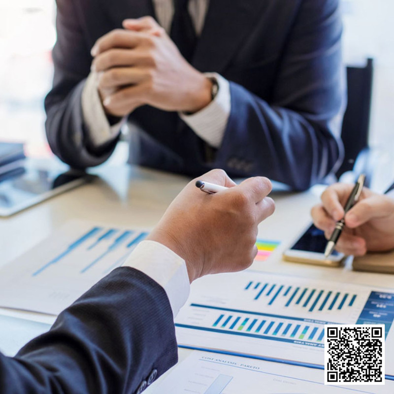 How S Corporations Can Avoid Common Tax Pitfalls?