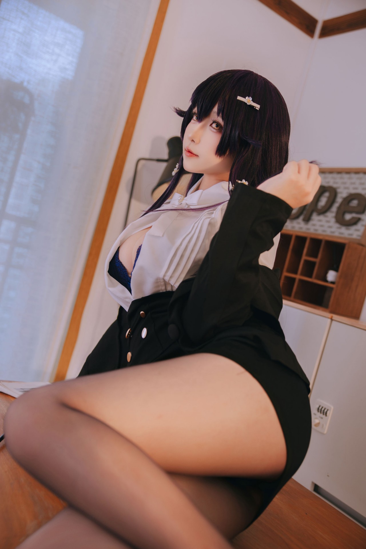 日 奈 娇《吾妻的指导课》Cosplay 作品写真图，黑色丝袜诱人看插图3