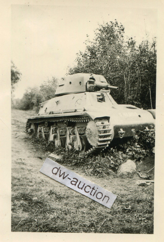 Frankreich , zerstörter französischer Panzer mit