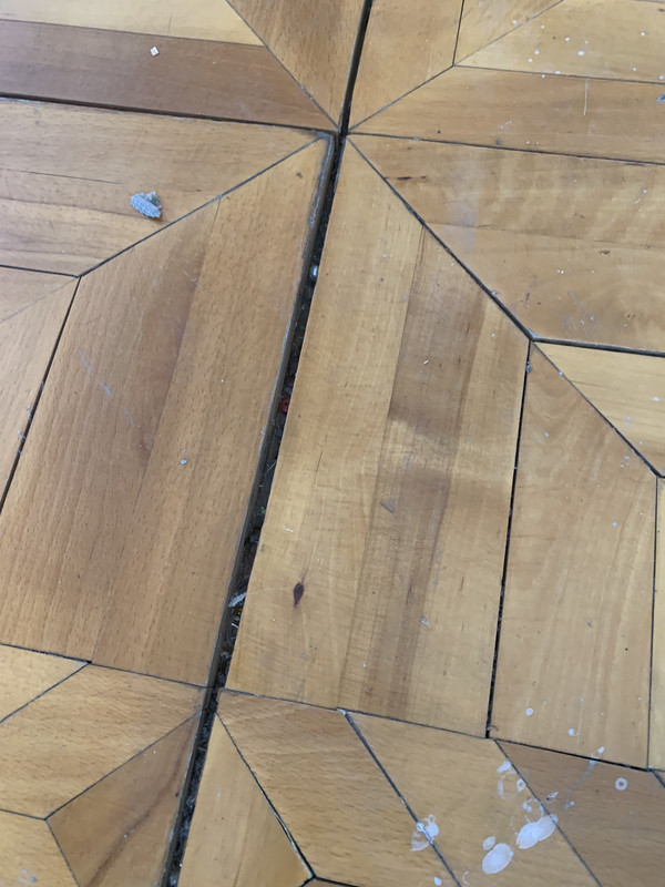 8B0E2991-6928-44C7-92BD-E0FCC5209ADC