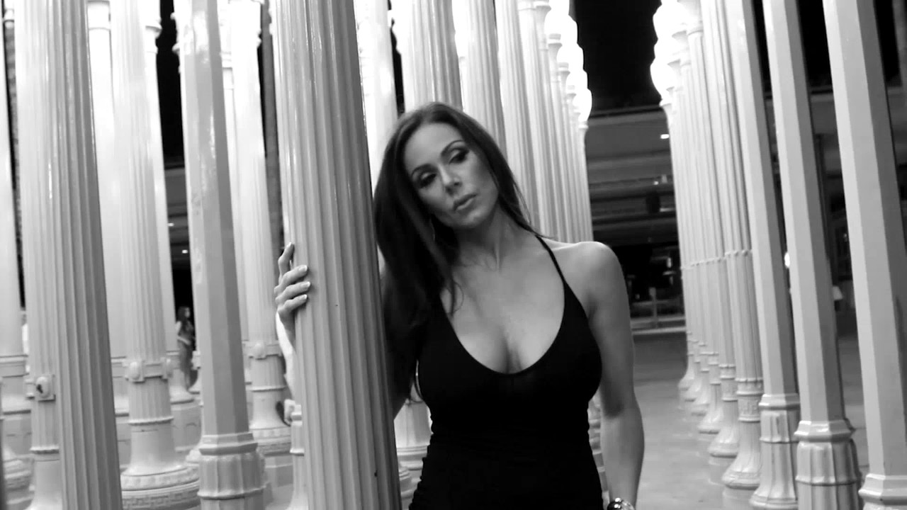 K3ndr@L - @v3ntvr@N3gr0yBl@nc0 - 080515HD.mp4_snapshot_00.09.977