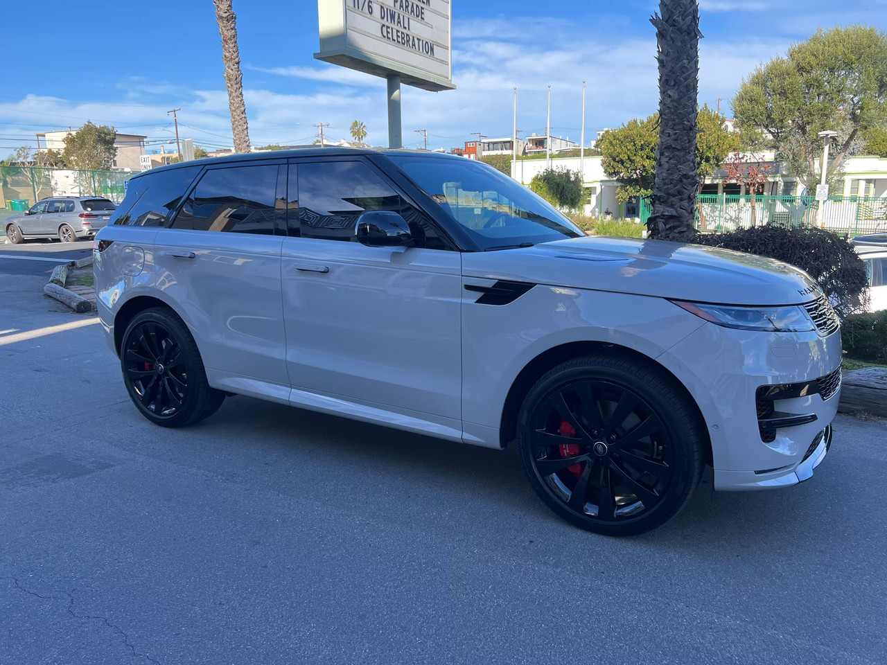 Vehicle thumbnail 12