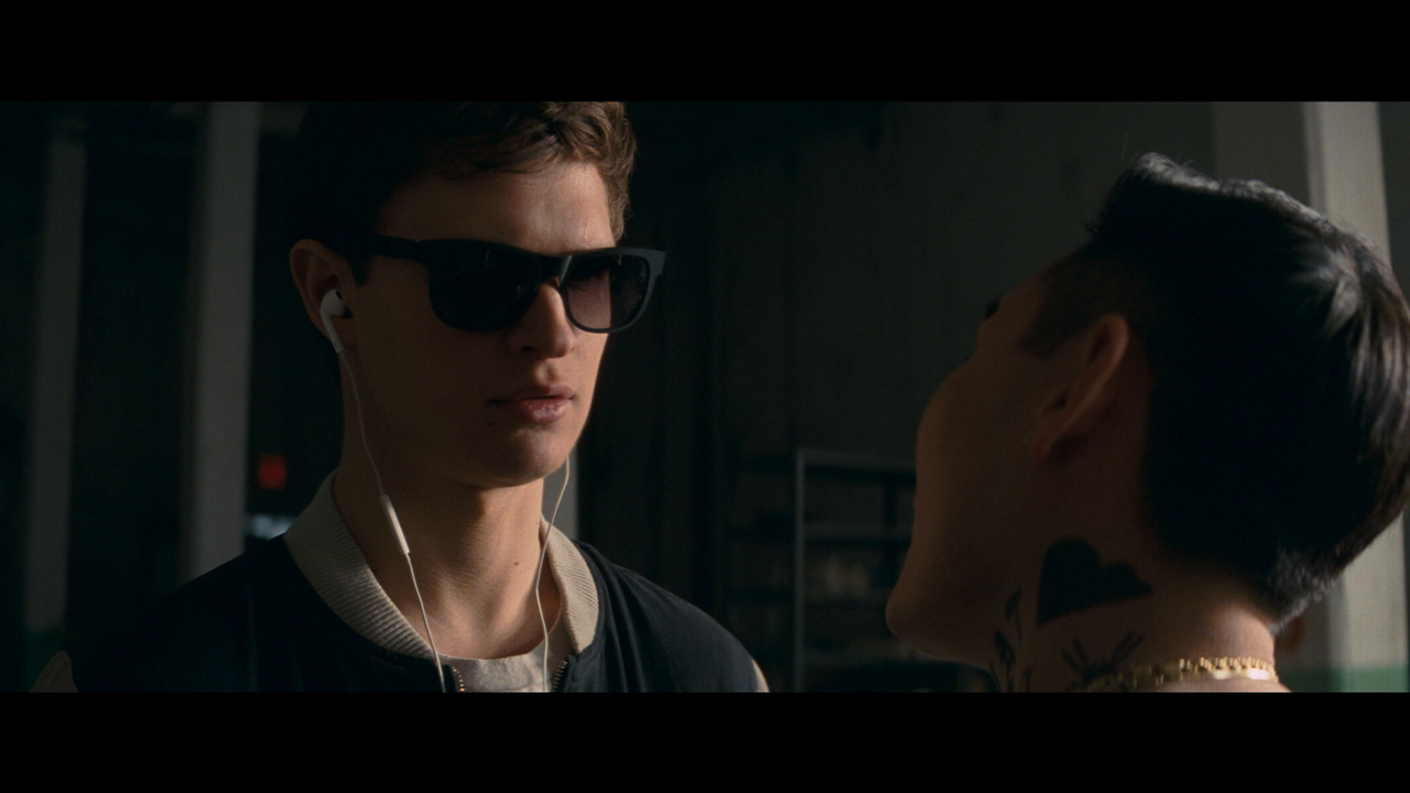 Baby.Driver.2017.2160p.UHD.BDRemux.TrueHD.Atmos.7.1.HYBRID.DoVi-DVT.mkv_002203.823