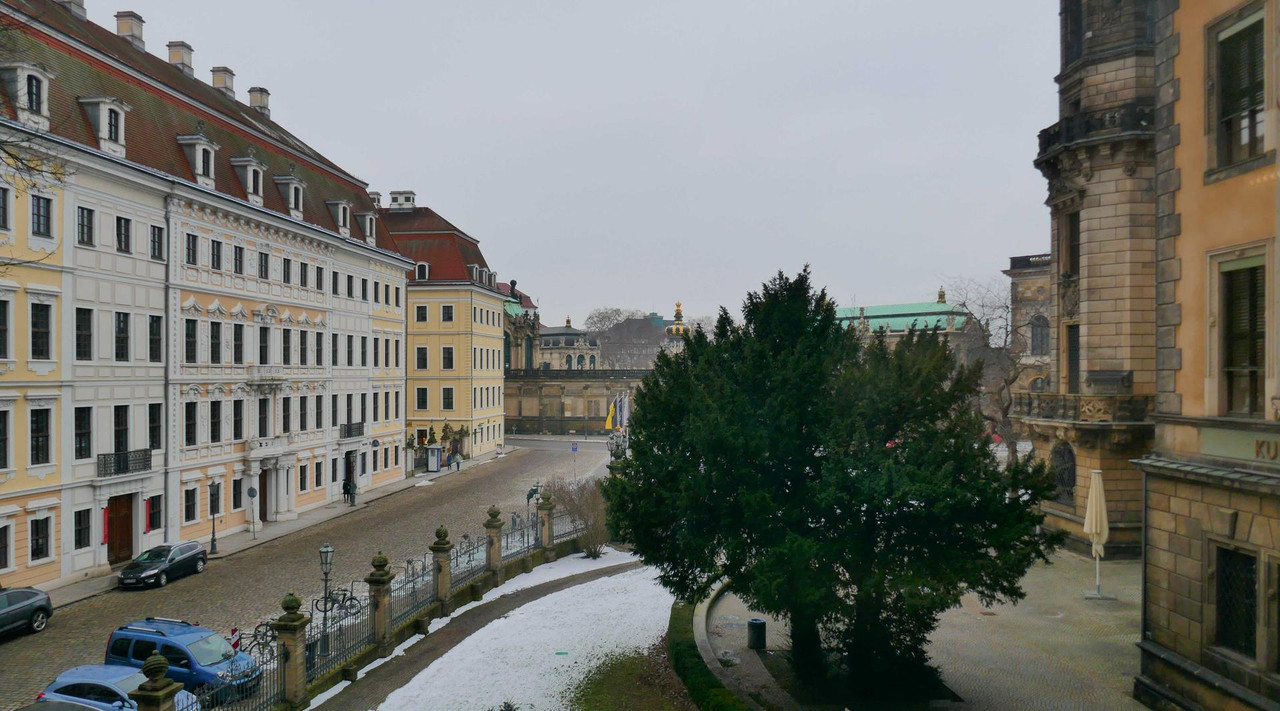 Bild: https://i.postimg.cc/XNCDrVJ6/P1340392.jpg