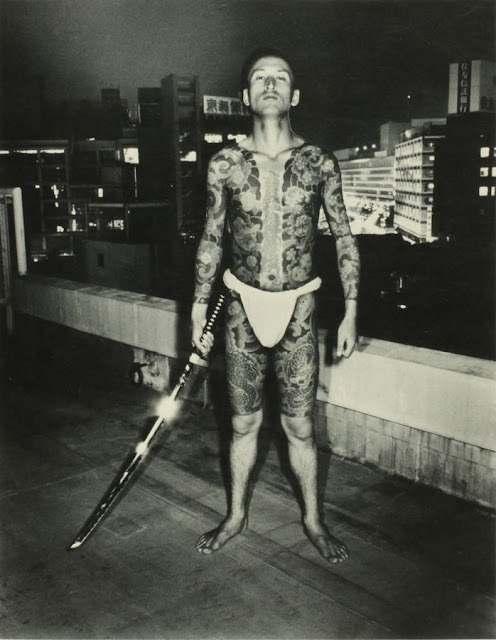 Vintage-Photos-of-Yakuza-with-Their-Tattoos-(5).jpg