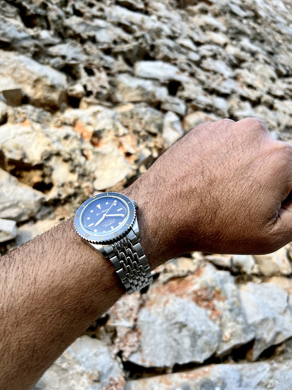 983E51E9-6CEB-4DD4-BA18-F6E1FCFBE0E9