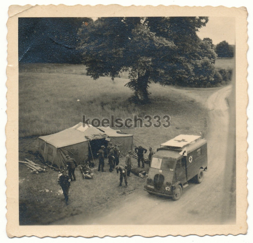 Foto französischer Peugeot DMA Sankra LKW Wehrma