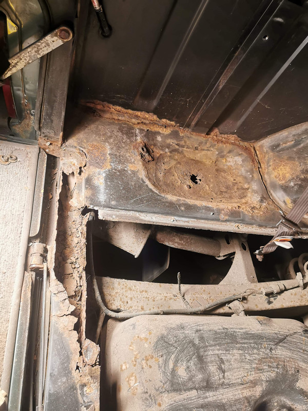 5500F0D1-F0C2-43DF-BA67-456426588000