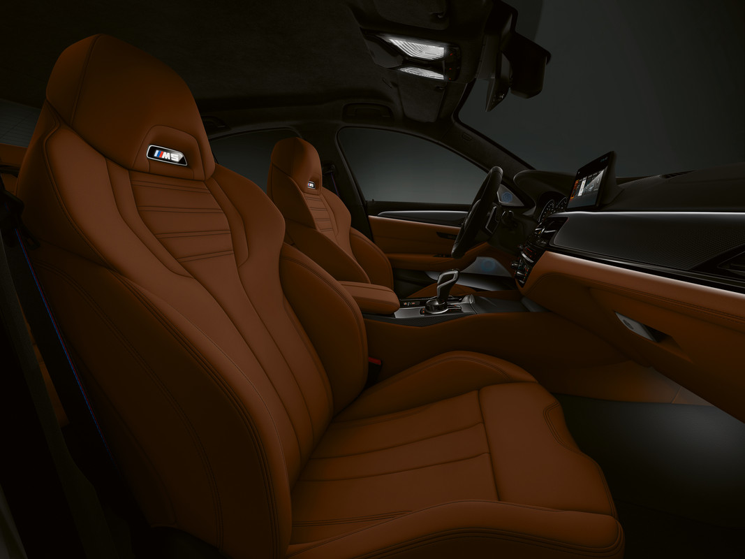 P90300380_highRes_the-new-bmw-m5-compe