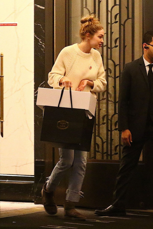 gigi-hadid-out-in-new-york-05-14-2018-2