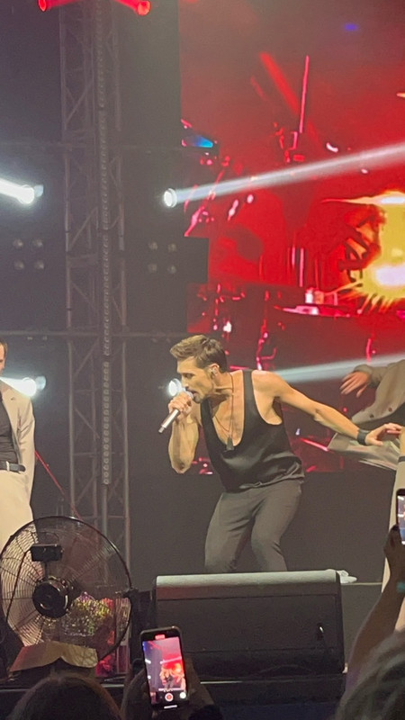 https://i.postimg.cc/XNKvvSx0/2-Live-17-2024.jpg