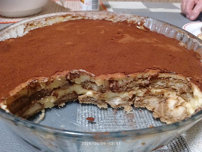 https://i.postimg.cc/XNKyDdJ5/tiramisu-20250406f.jpg