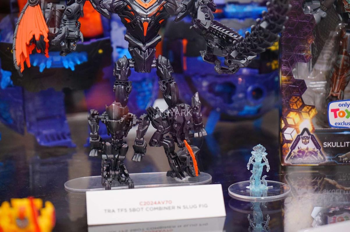 SDCC-2017-Hasbro-Transformers-120