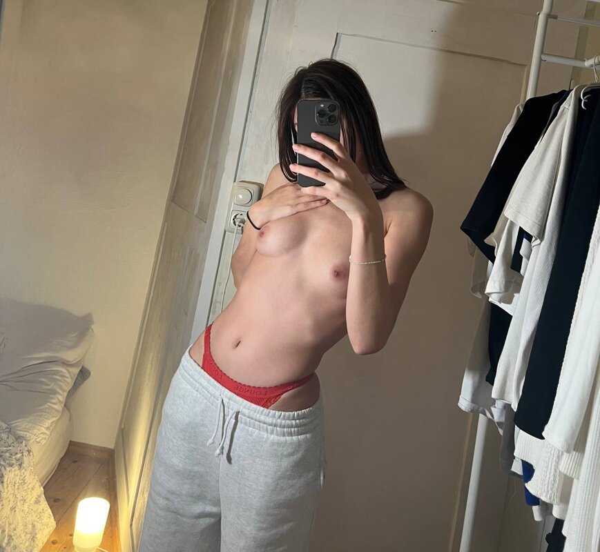 Cam-Sluts-1