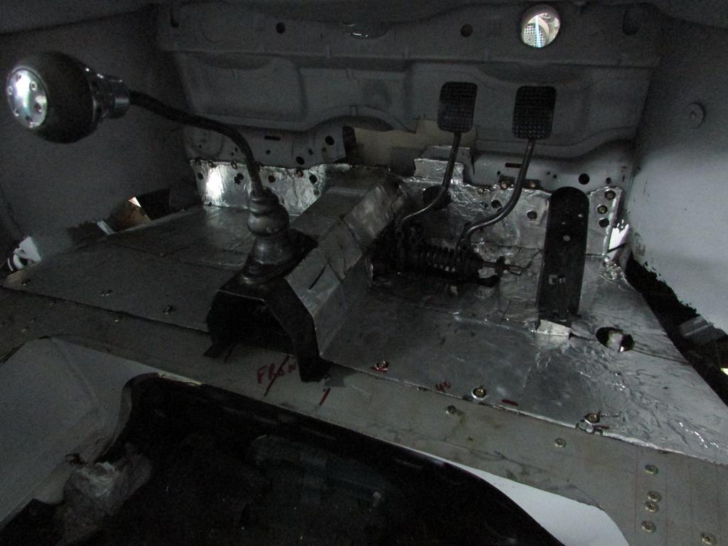 Gear system & peddles (17)