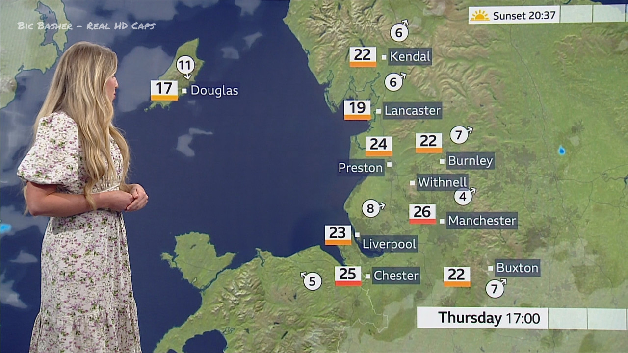 04.30 - 18.30.00 - North West Tonight; Weather. The new film from Rog....ts_snapshot_28.11.351