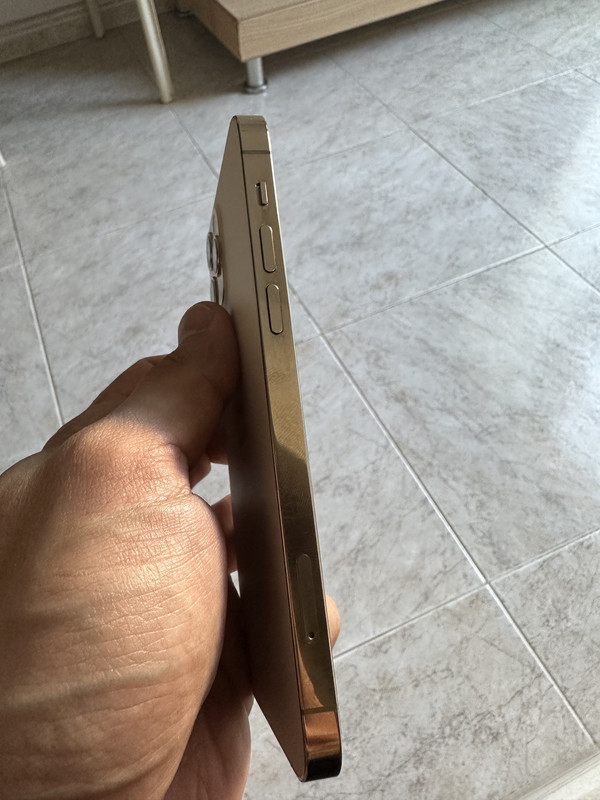 32D2A5F6-D481-4A67-A4F3-41E997CD2DA5