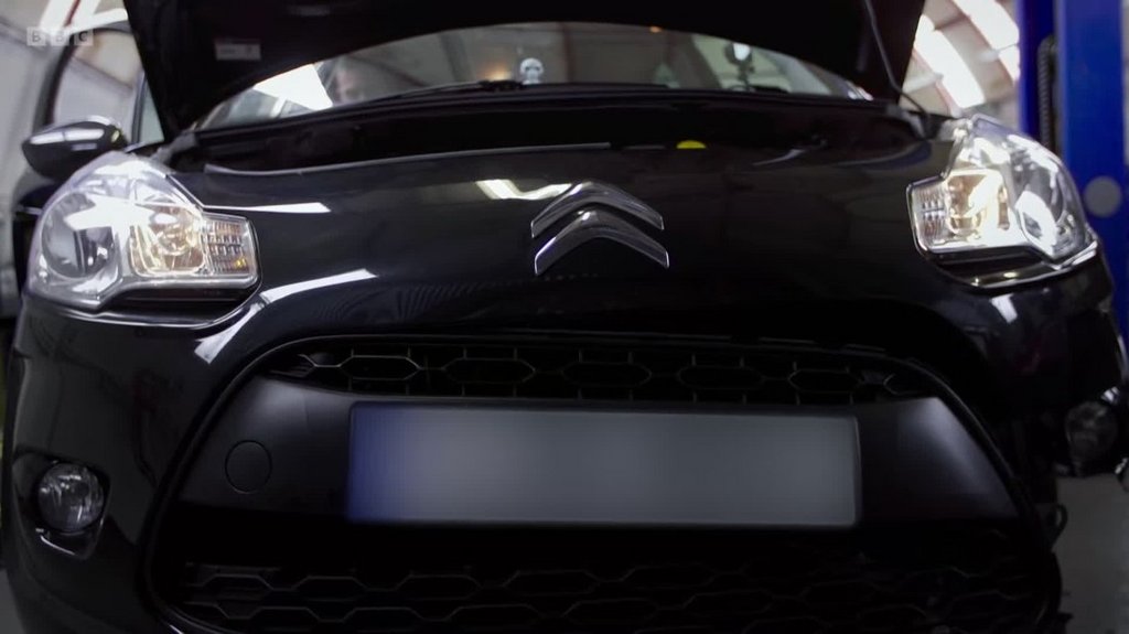 [Image: a09obrcixb64.jpg]