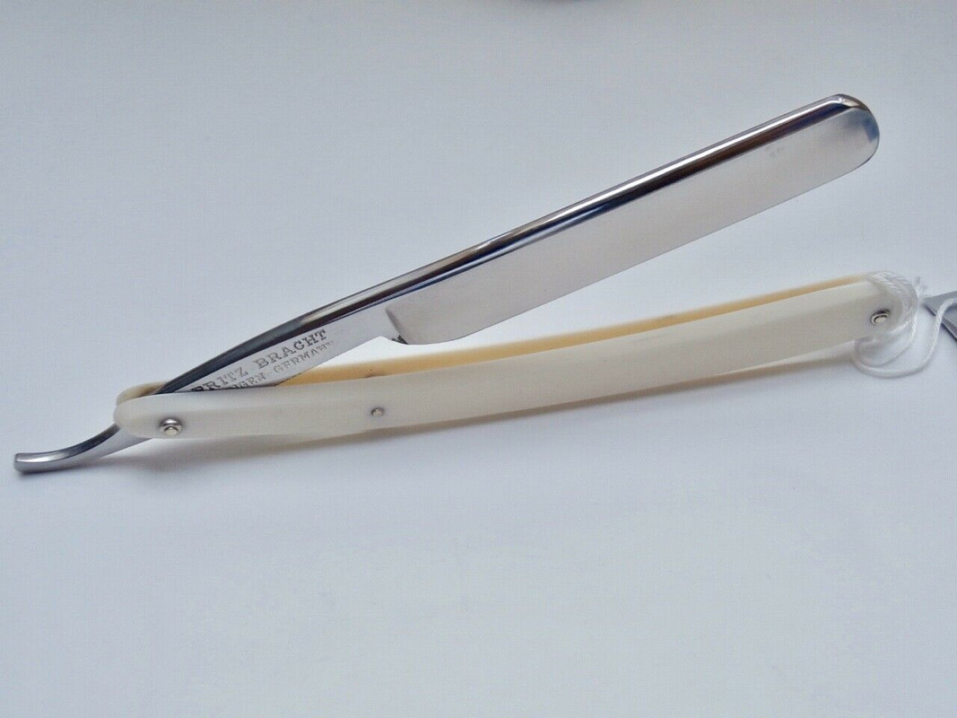 2776DF7F-E824-4C02-91AD-5128863DD594