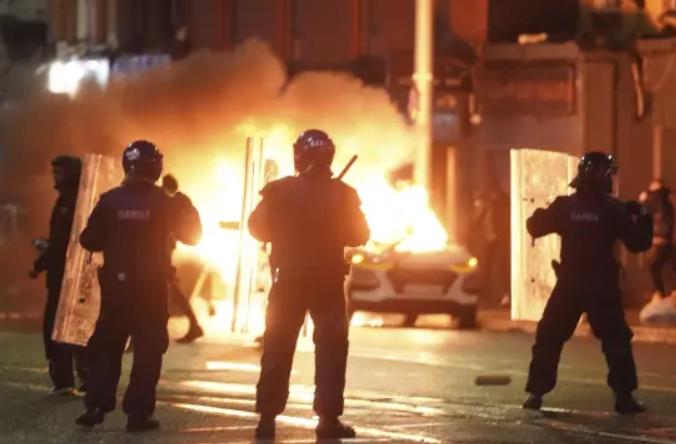 Protestas en Dublín