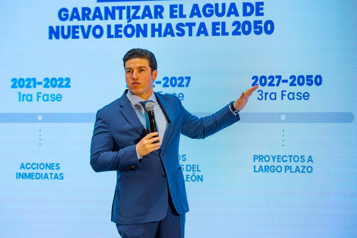 Samuel García va por tomas clandestinas de agua en Nuevo León