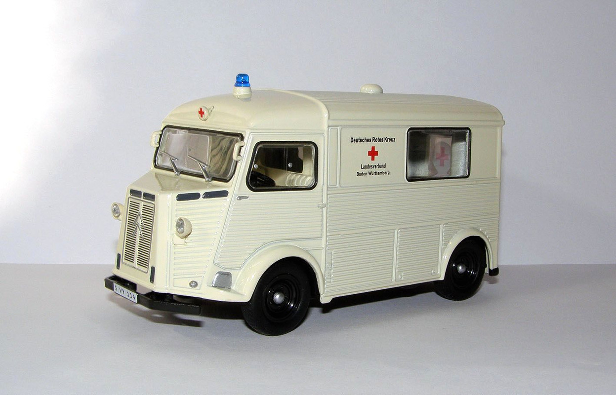 1963 Citroen Type H Deutsches Rotes Kreuz Ambulance (Atlas #7495 008) 1