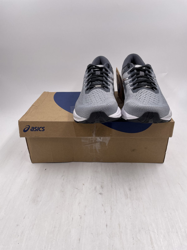 asics us 11