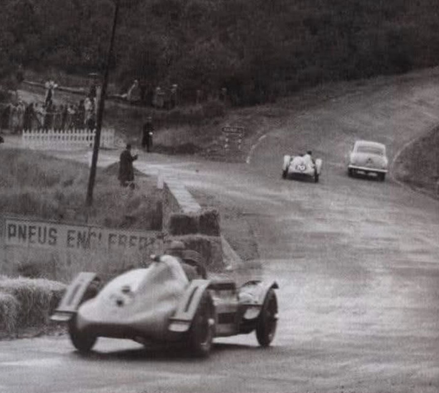 25A2F3BD-15A7-43FE-96B5-28D5120599FF