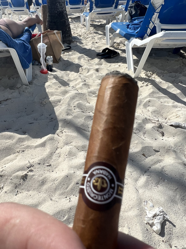 6B3D2CAB-6B6C-4A25-BACB-E7CAD3FB7243