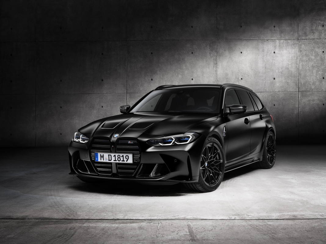 P90468275_highRes_the-first-ever-bmw-m