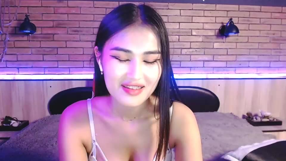 fullmooni chaturbate Apr 17 2021 06-02-43