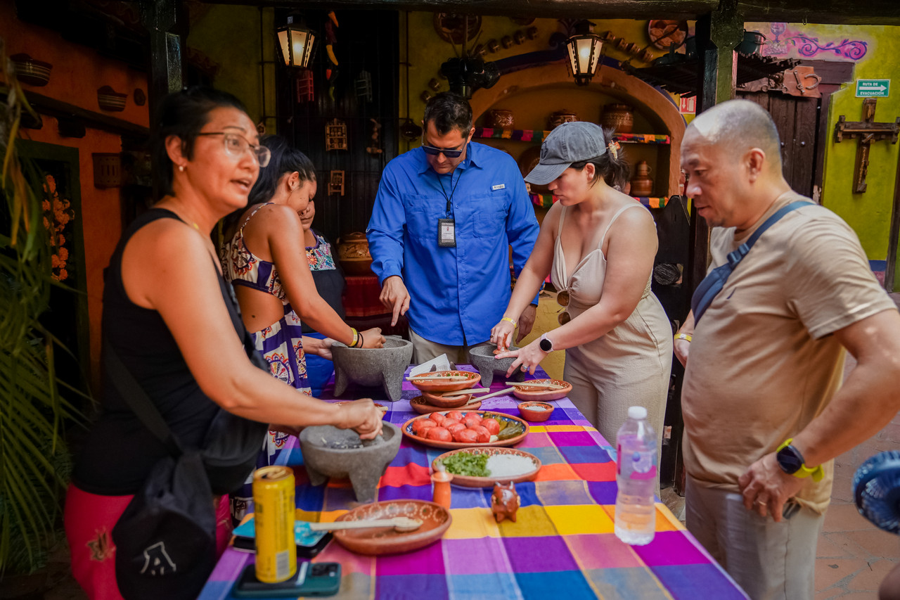 Mazatlan Old Town Highlights + Salsa and Tortilla Making