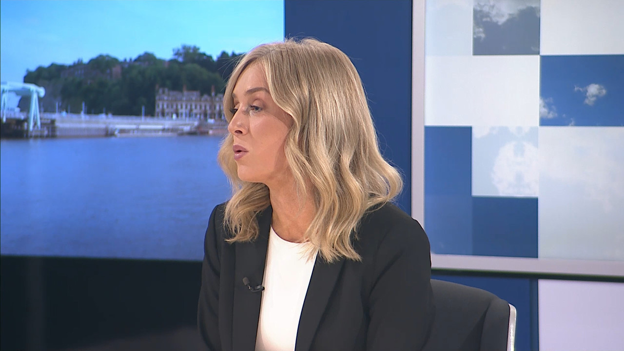 10.05 - 18.00.00 - ITV News Wales at Six..ts_snapshot_13.42.368