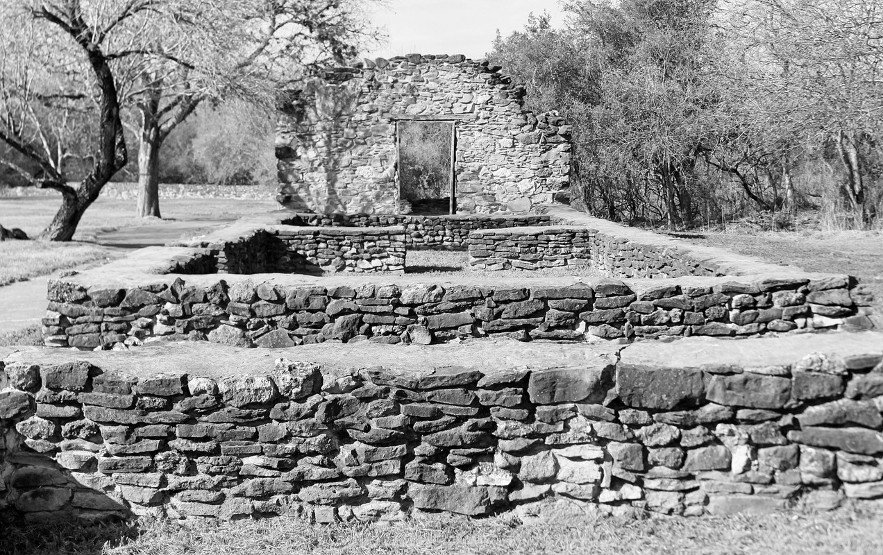 IMAGE: https://i.postimg.cc/XNkPGrJF/Mission-Espada-ruins-house-bw-5.jpg