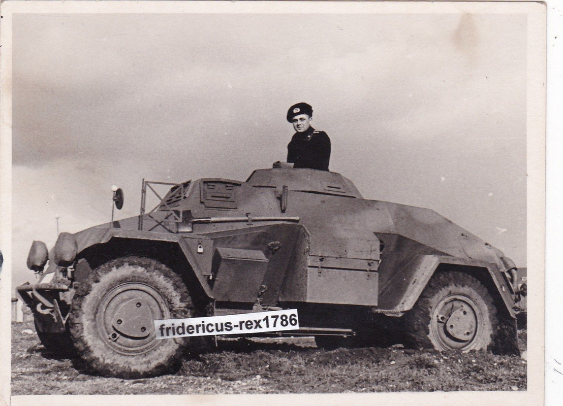 Foto Panzerspähwagen Sd.Kfz. 221 Panzer Tank im 