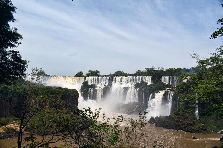 В джазе только девушки или аргентинско-бразильский калейдоскоп В джазе только девушки или аргентинско-бразильский калейдоскоп