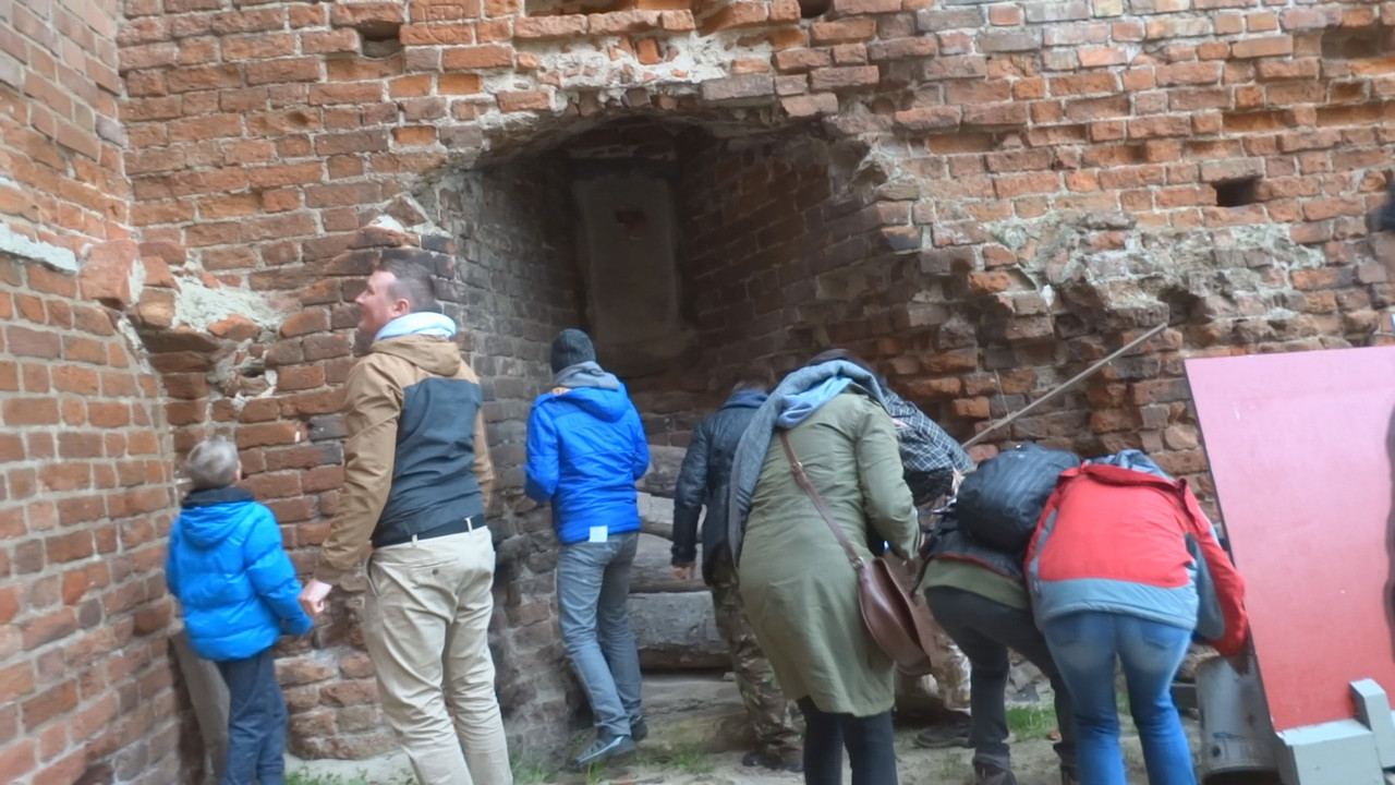 06.31 - Zamkowe atrakcje_000985