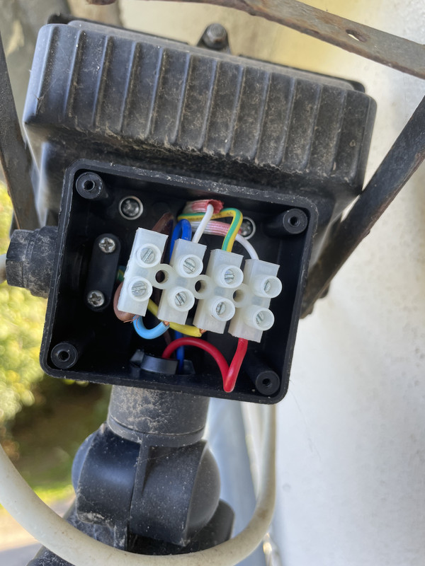 00E1328E-B0AC-41C4-924C-213DF2D0134E