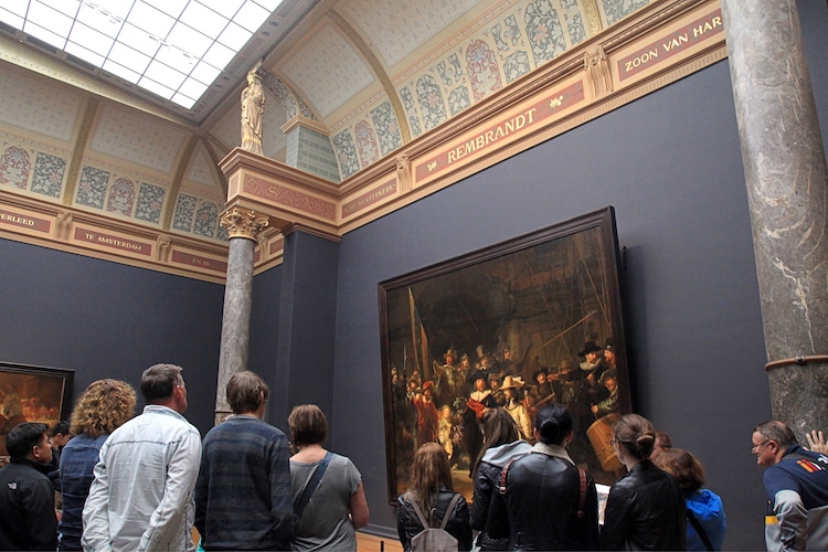 Advantages of Online Art Galleries
