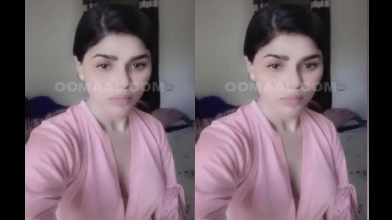Alize Shah Leaked 16