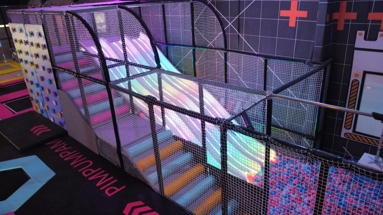 PIMPUMPAM - Parque de trampolines
