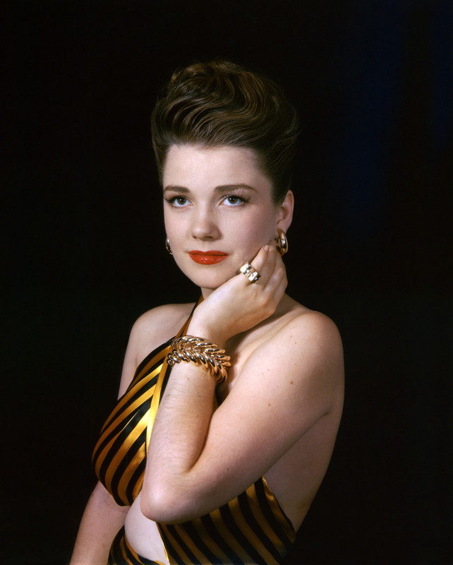 Anne_Baxter_a83